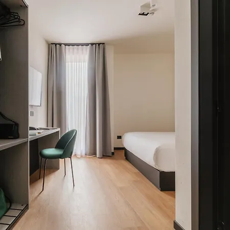 Aspio 酒店 奥西莫