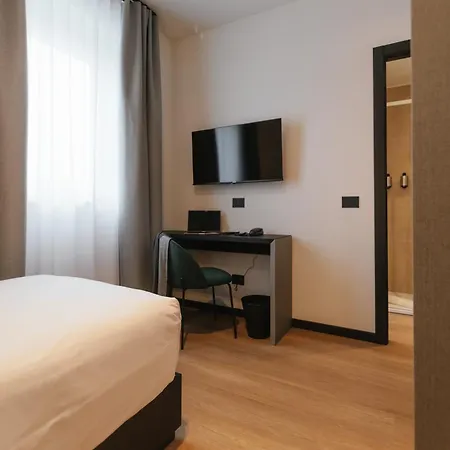 Aspio Hotel 3*