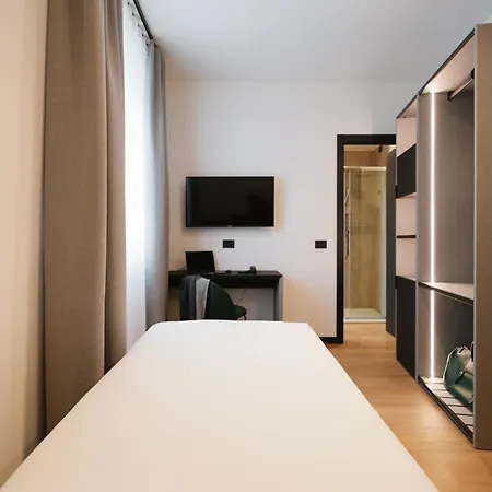 Aspio Hotel 3*